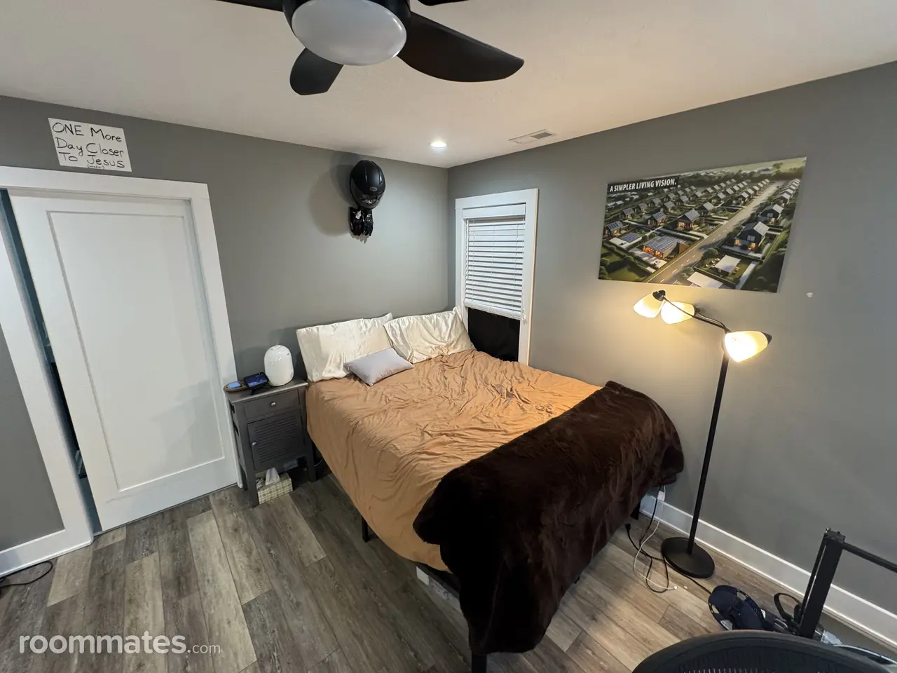 Profile photo 5 of 11