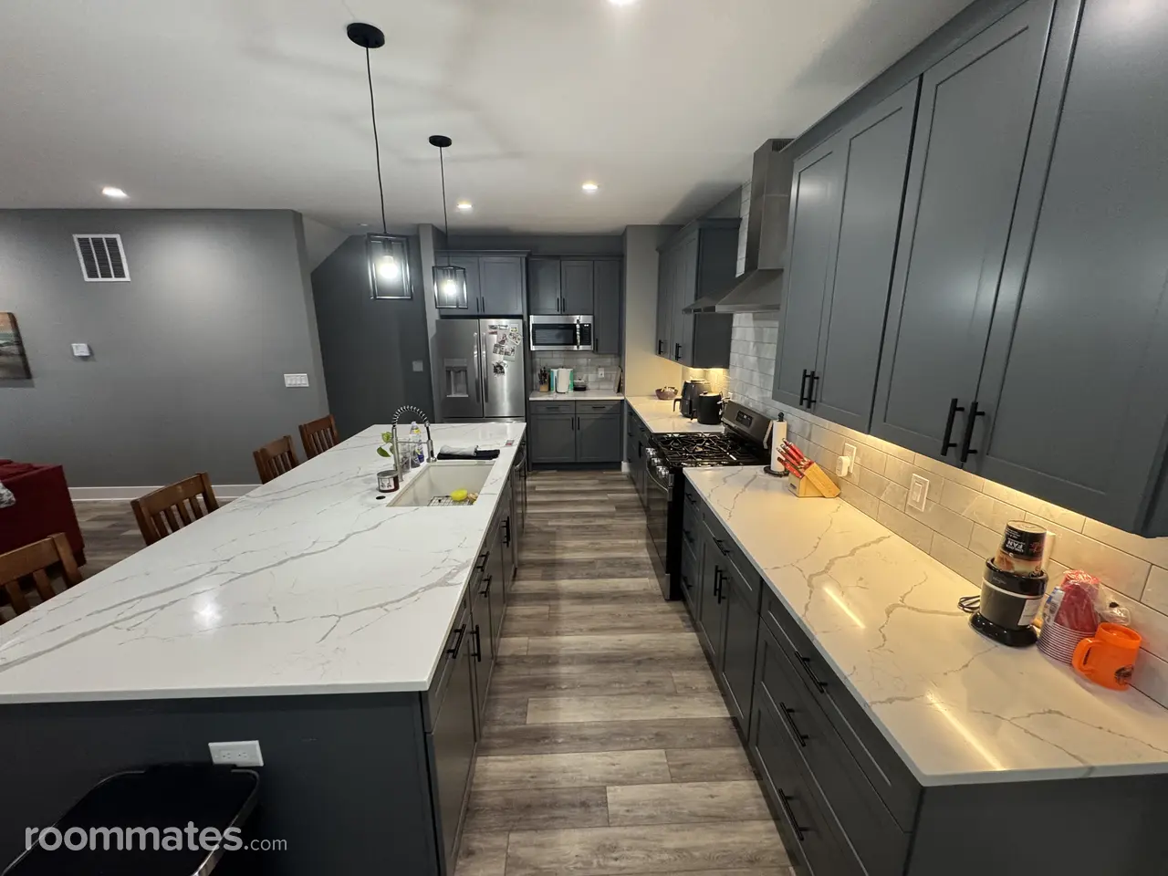 Profile photo 6 of 11