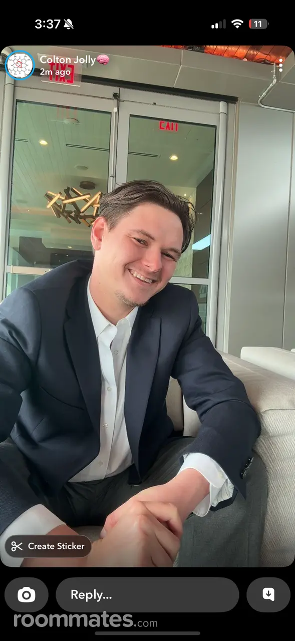 Profile photo 8 of 8