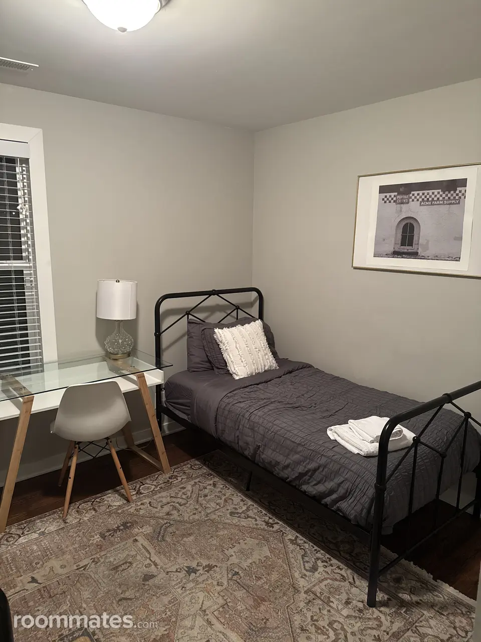 Profile photo 4 of 8