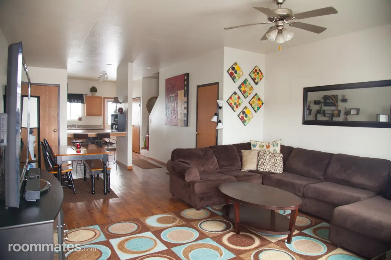 Profile photo 5 of 8