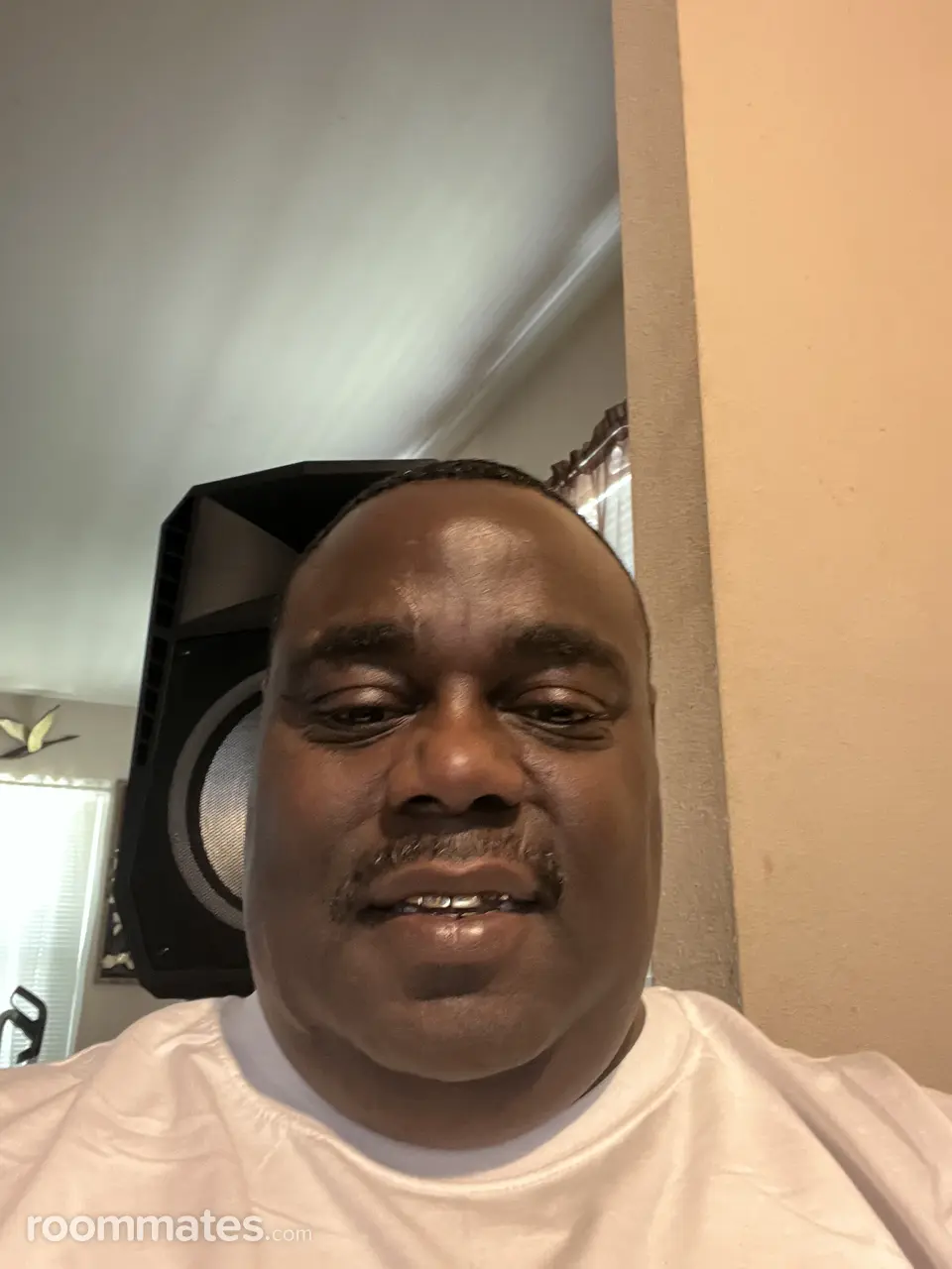 Profile photo 16 of 17