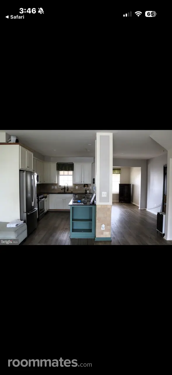 Profile photo 9 of 11