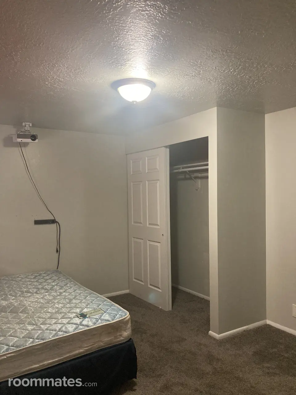 Profile photo 1 of 7