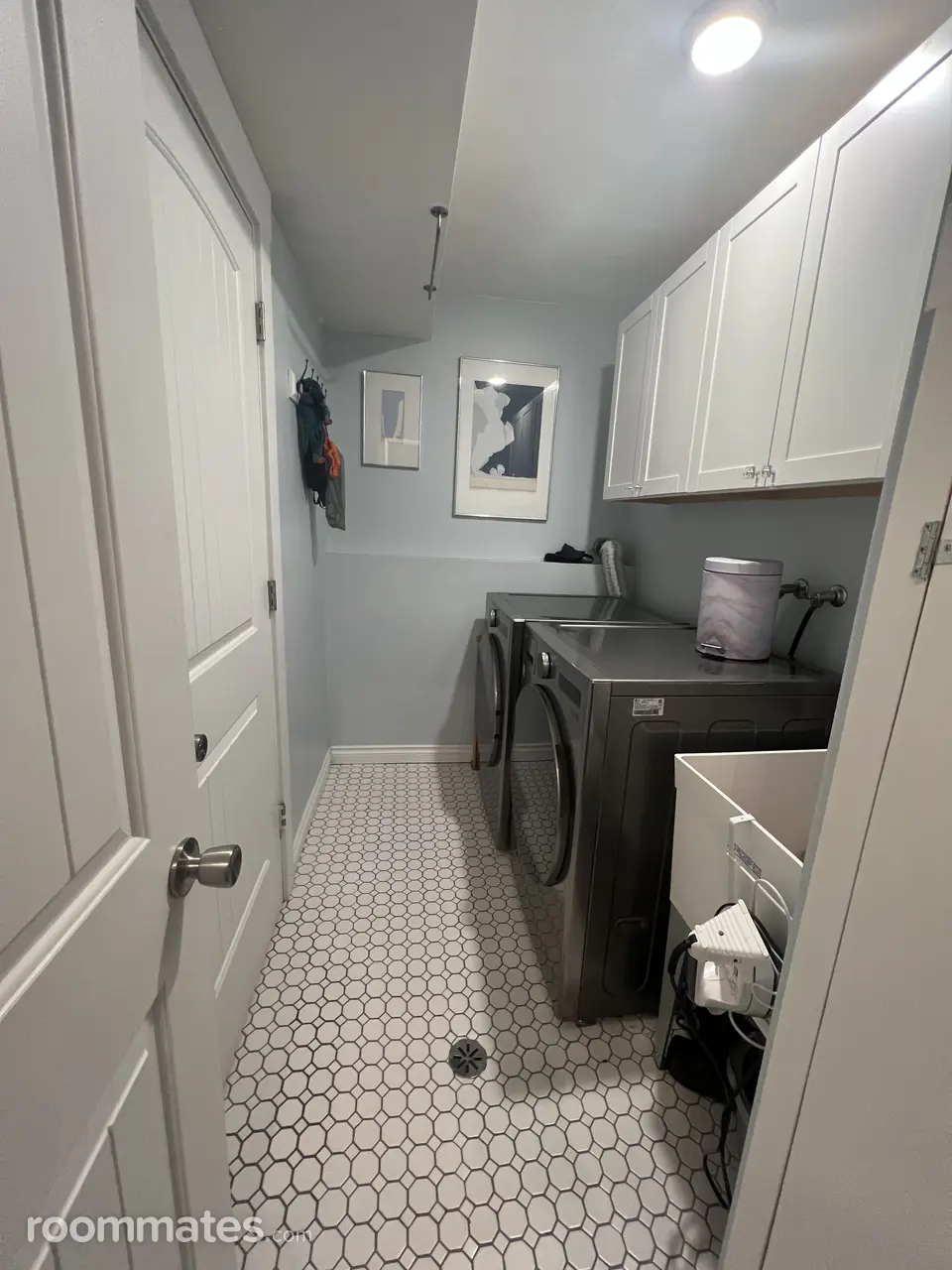 Profile photo 5 of 6