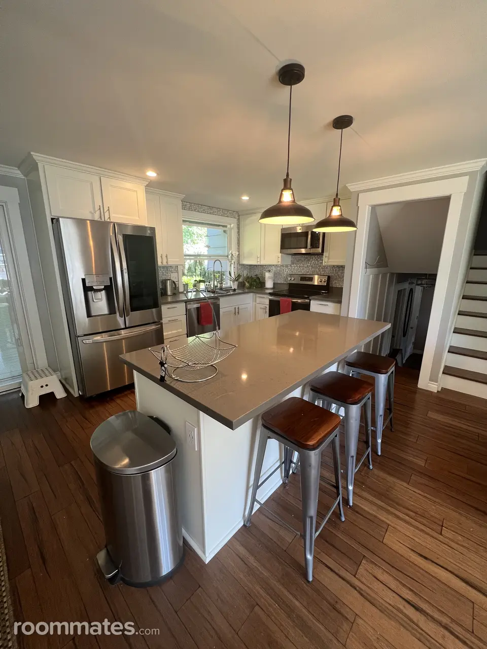 Profile photo 2 of 6