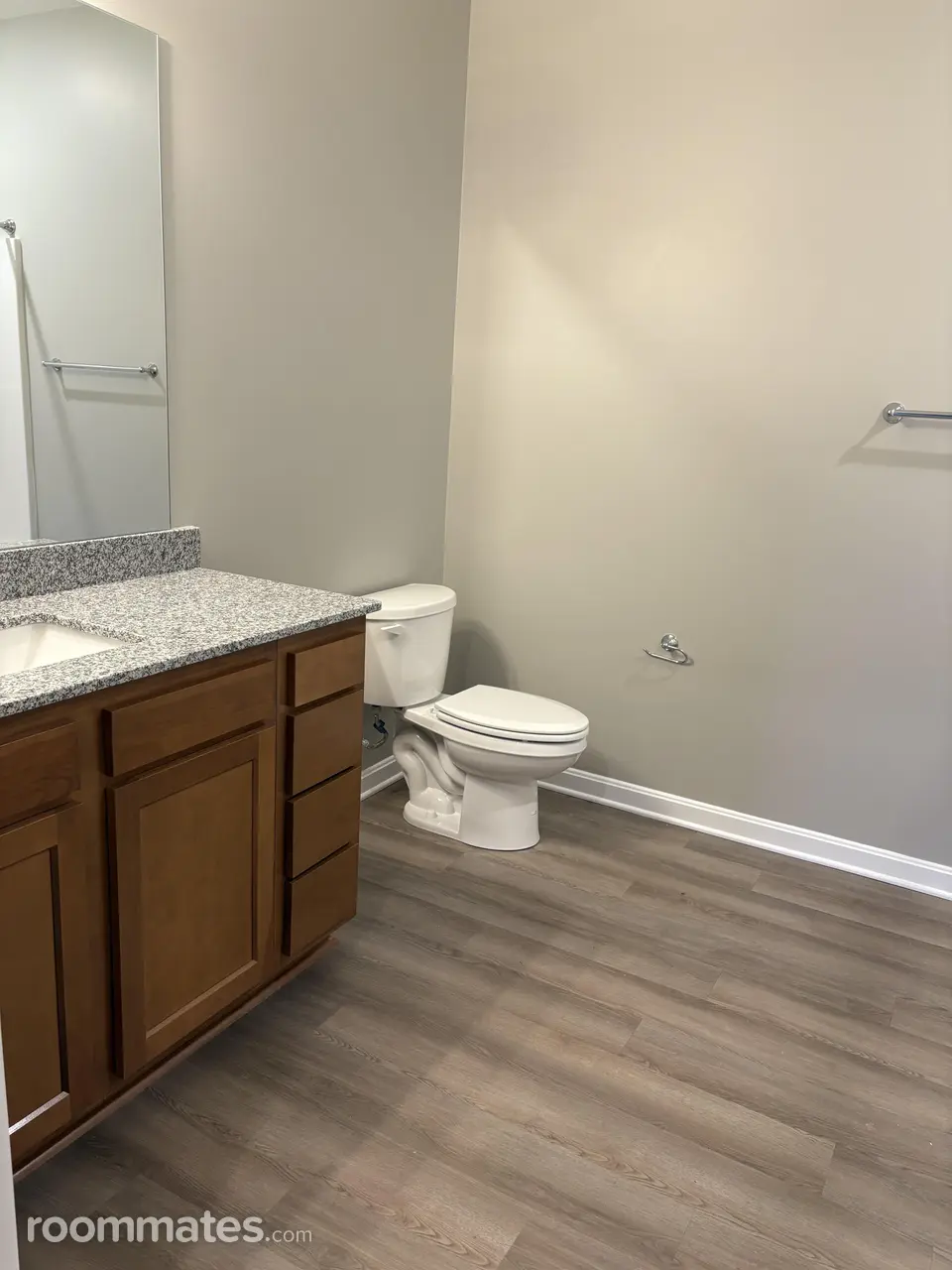 Profile photo 2 of 4