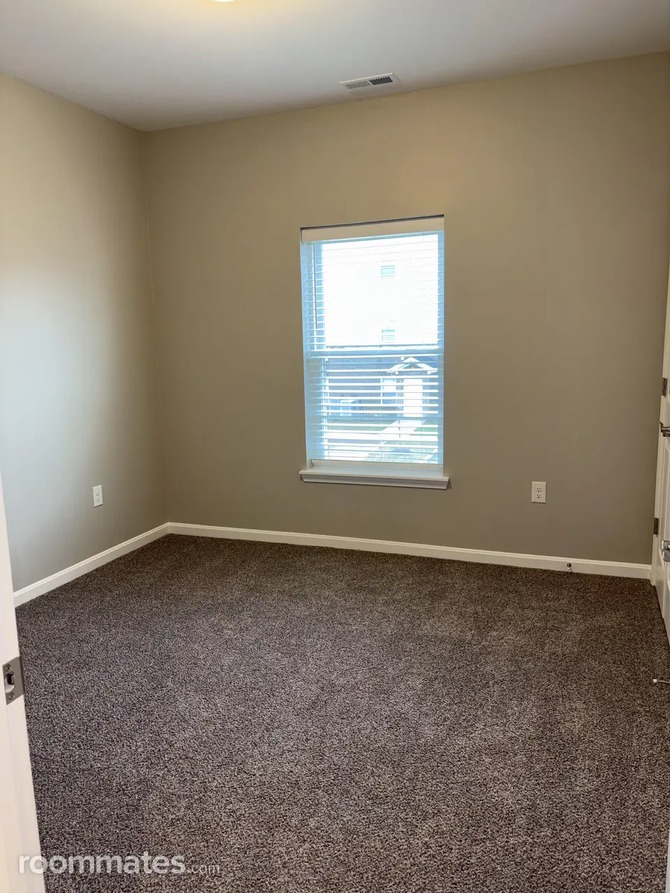 Profile photo 3 of 4