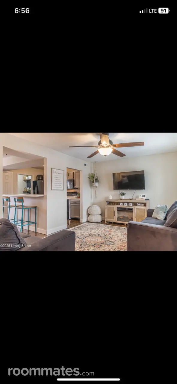 Profile photo 5 of 17