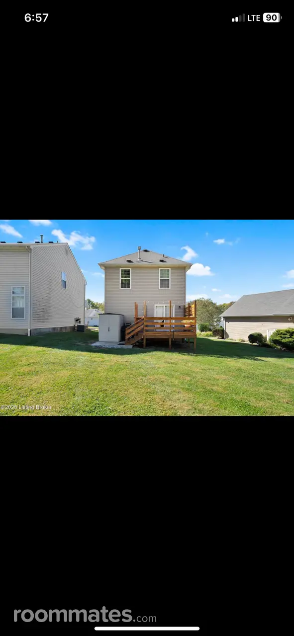 Profile photo 7 of 17