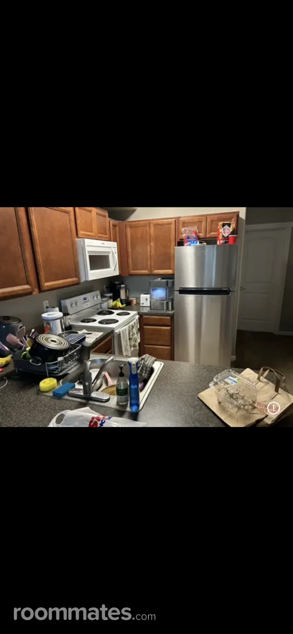 Profile photo 1 of 3