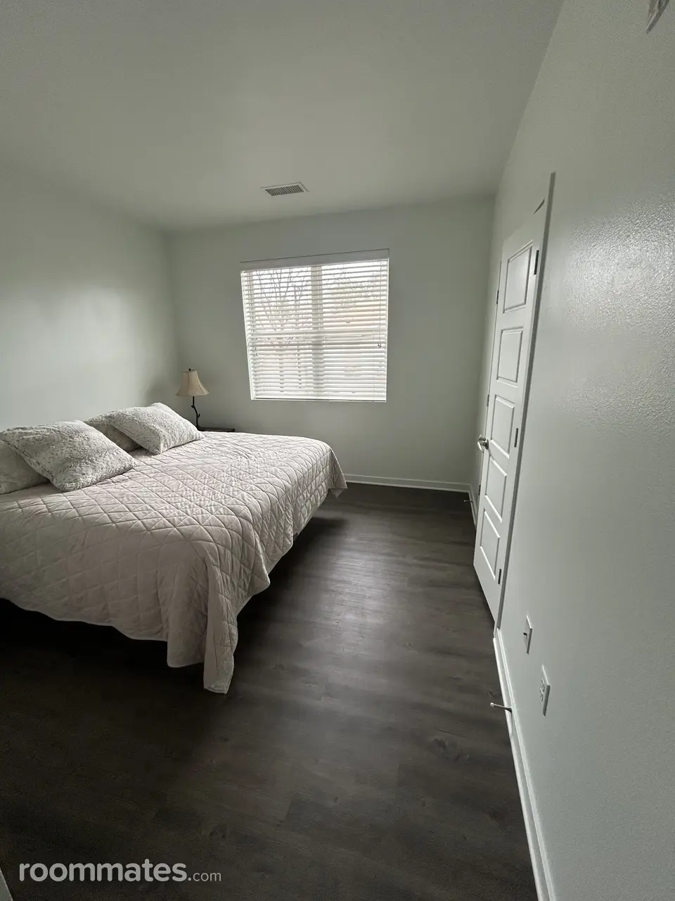 Profile photo 2 of 10