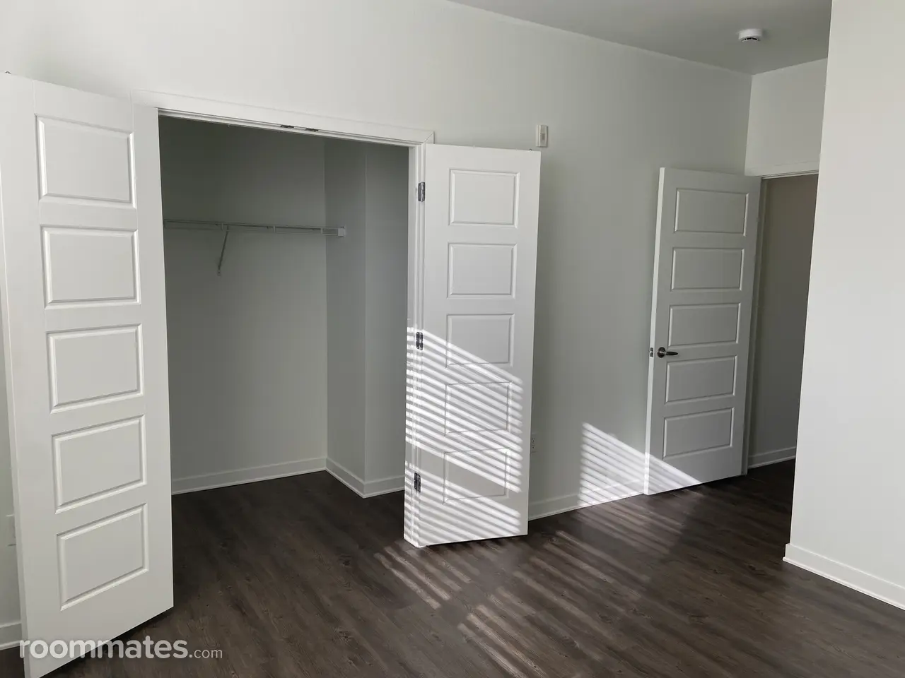 Profile photo 6 of 10