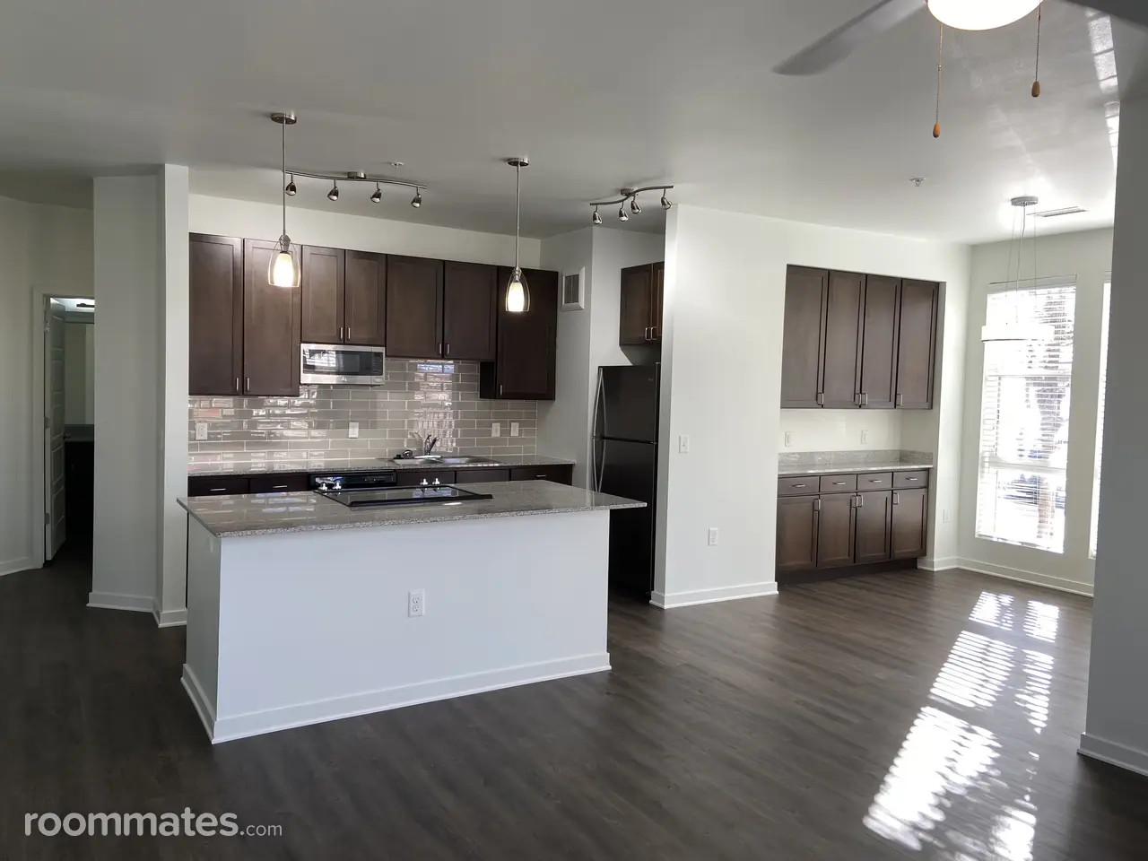 Profile photo 7 of 10