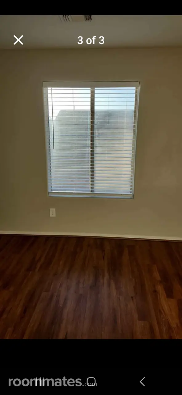 Profile photo 3 of 4