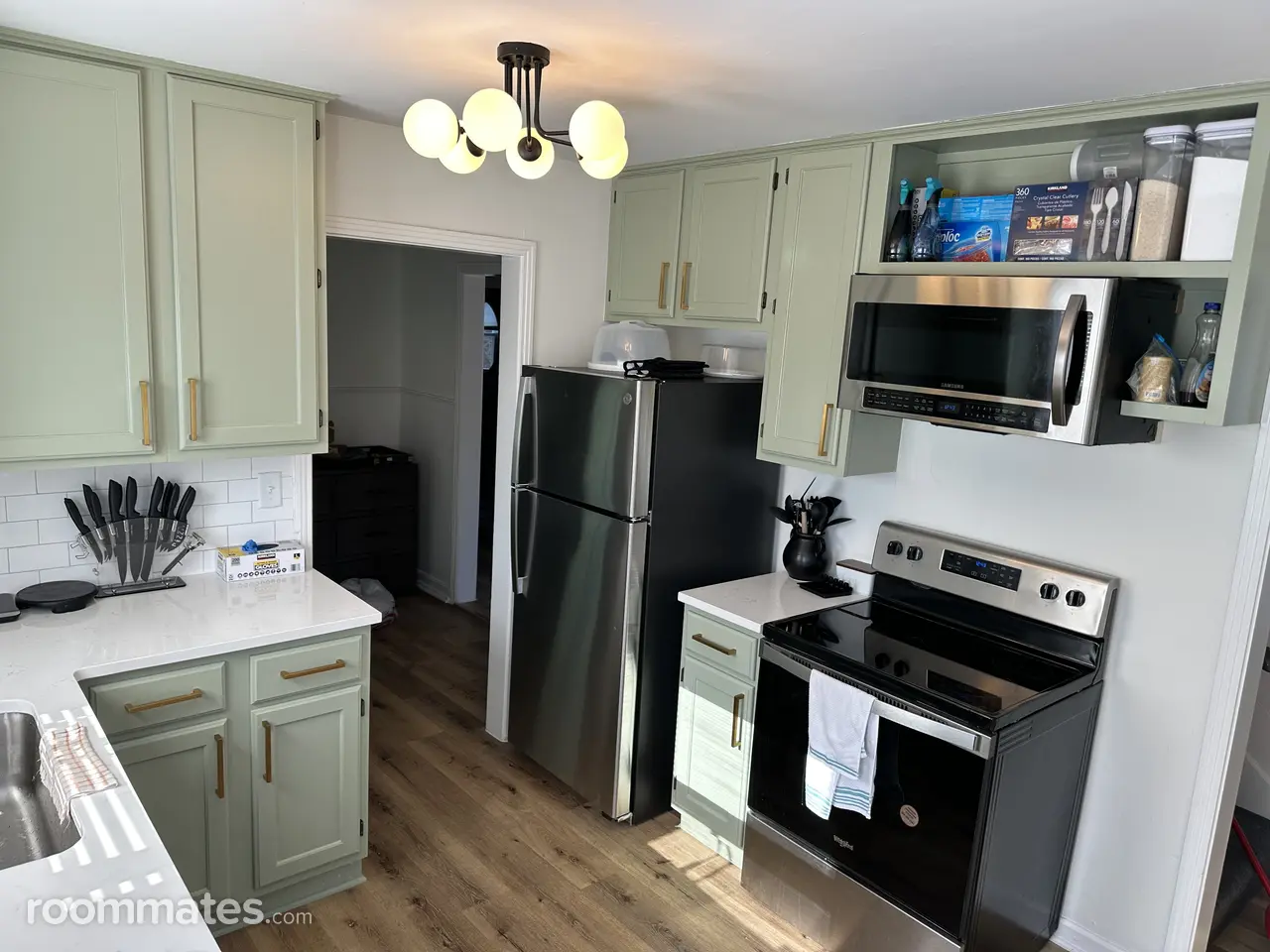 Profile photo 10 of 11