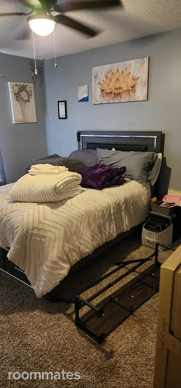 Profile photo 2 of 8