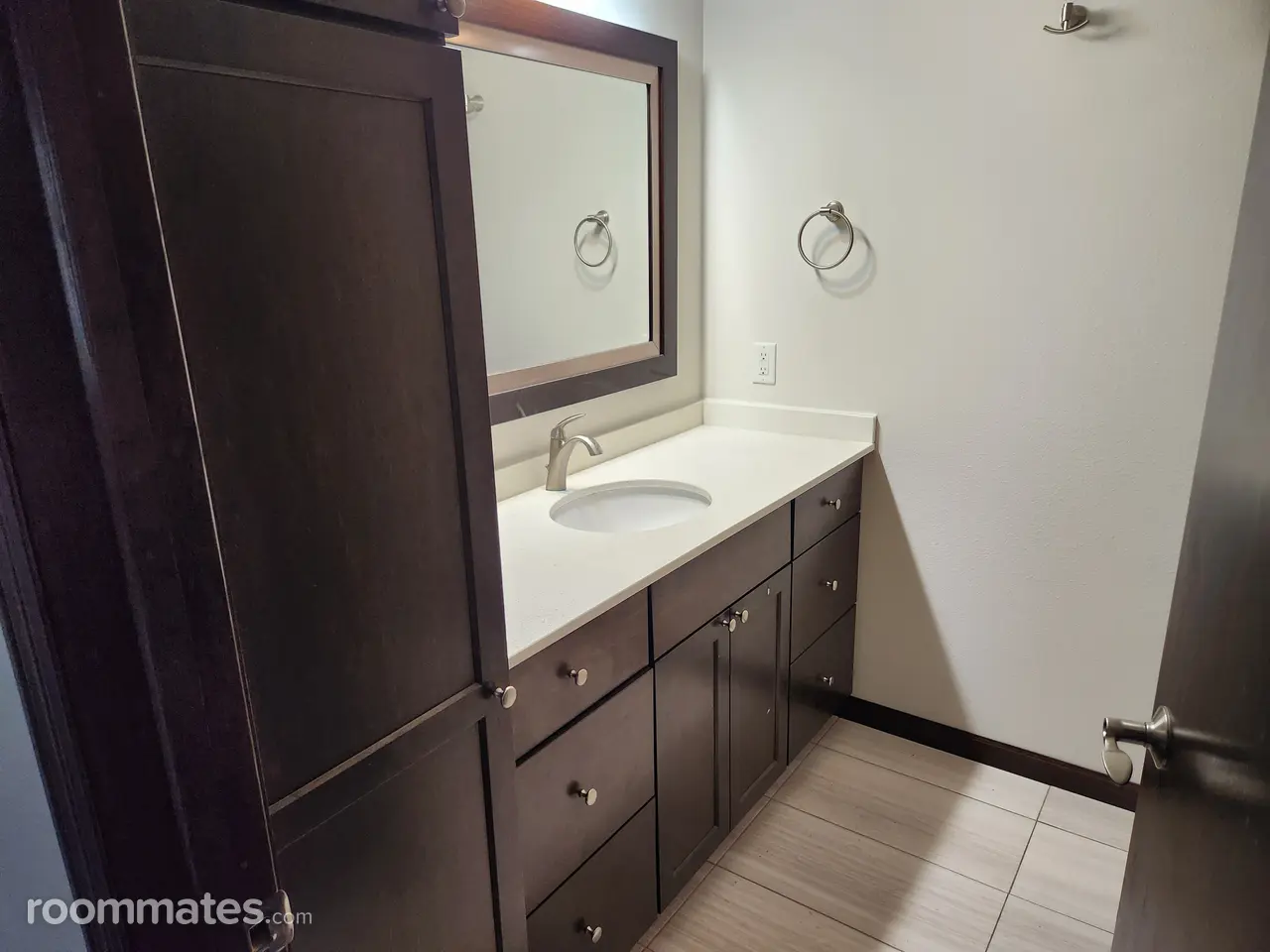 Profile photo 4 of 5