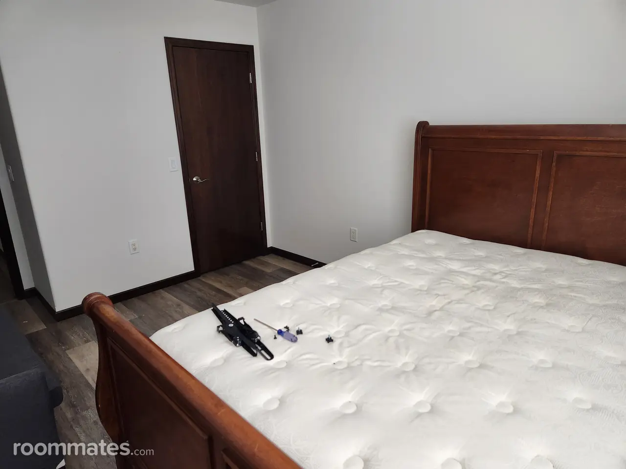 Profile photo 1 of 5