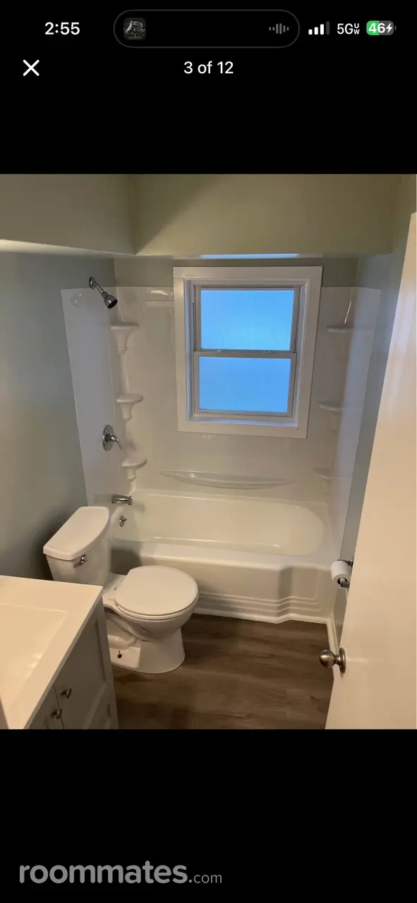 Profile photo 1 of 8