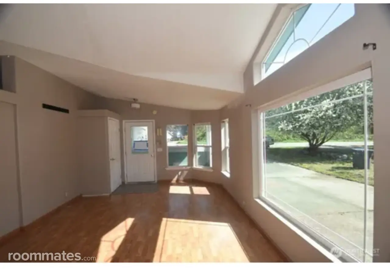 Profile photo 5 of 10