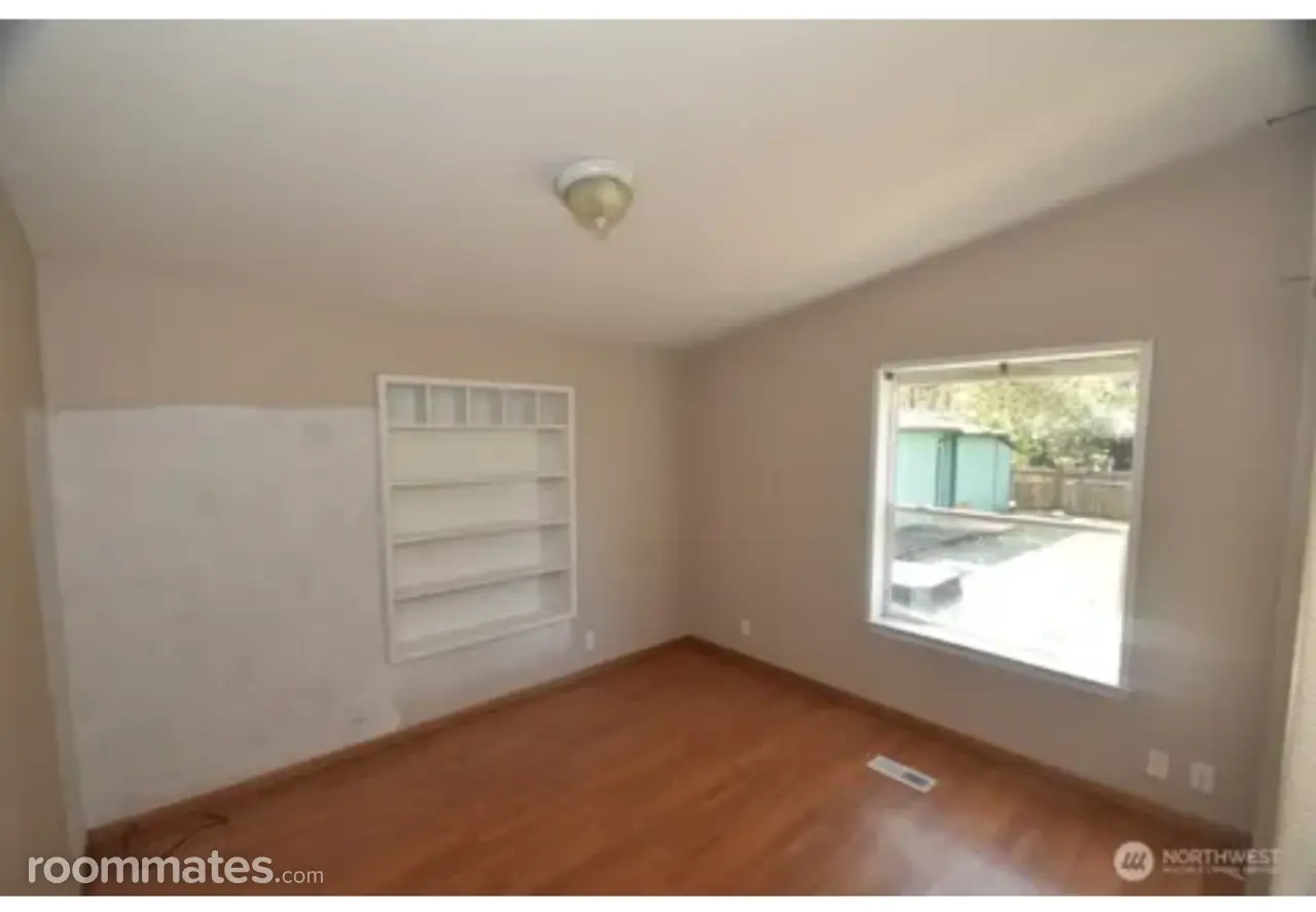 Profile photo 2 of 10