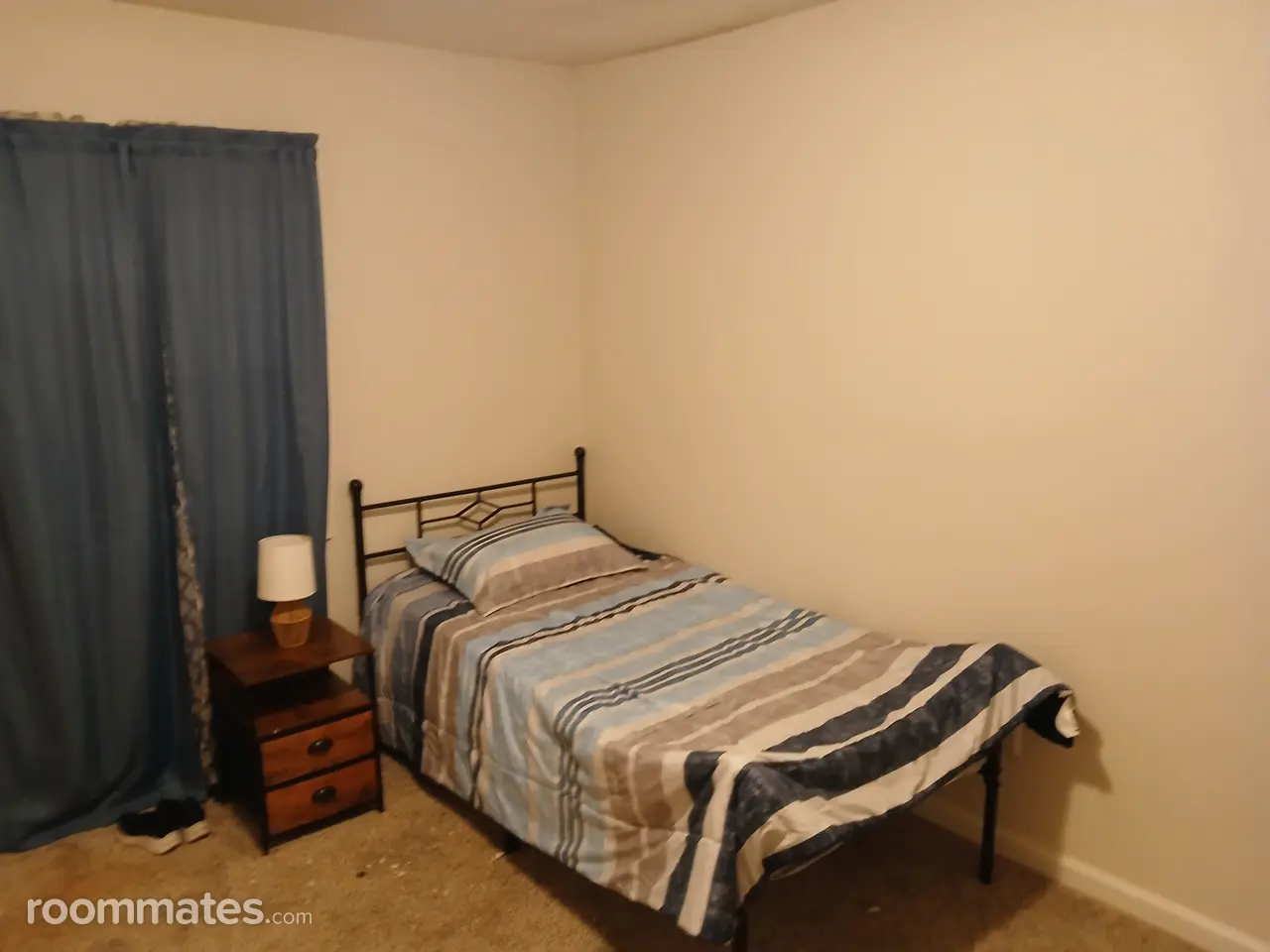 Profile photo 1 of 5