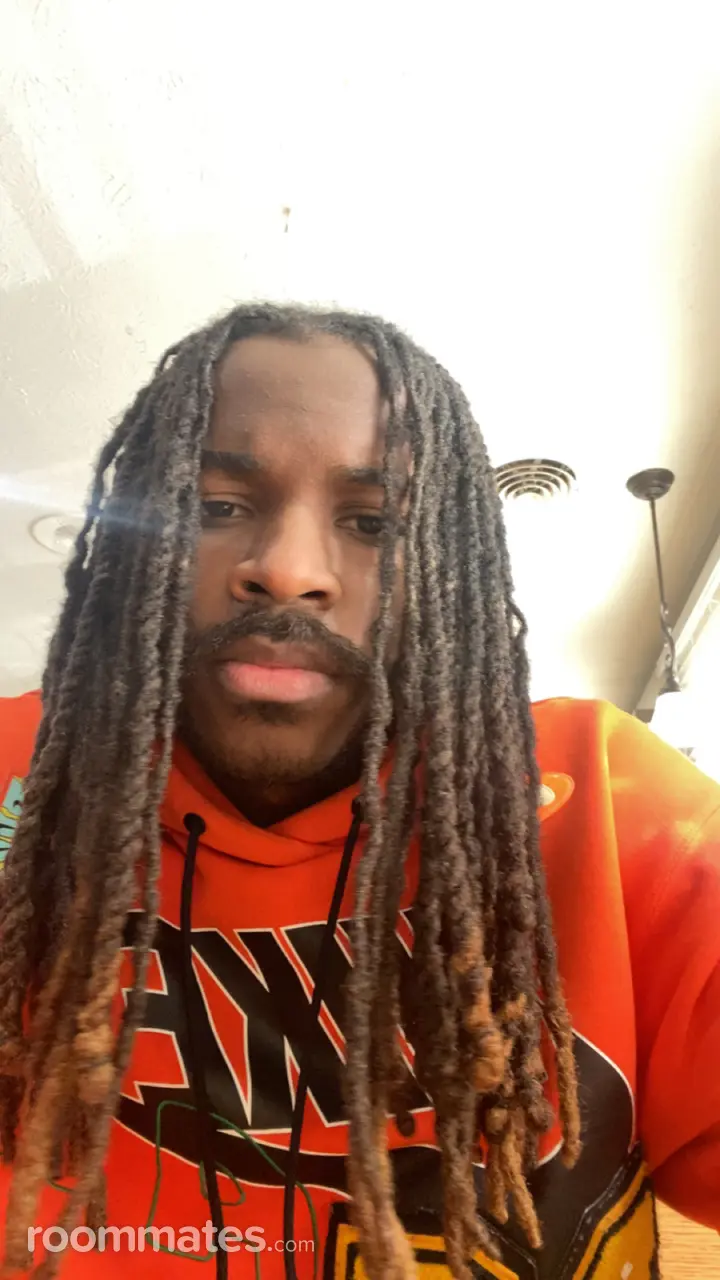 Profile photo 1 of 1