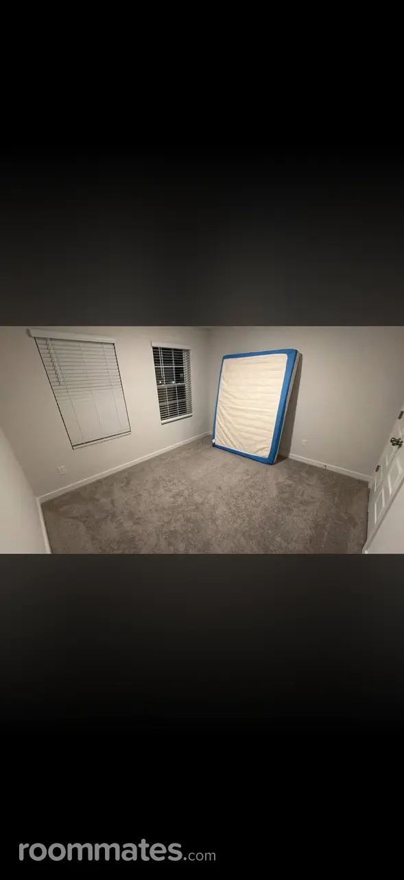 Profile photo 4 of 7