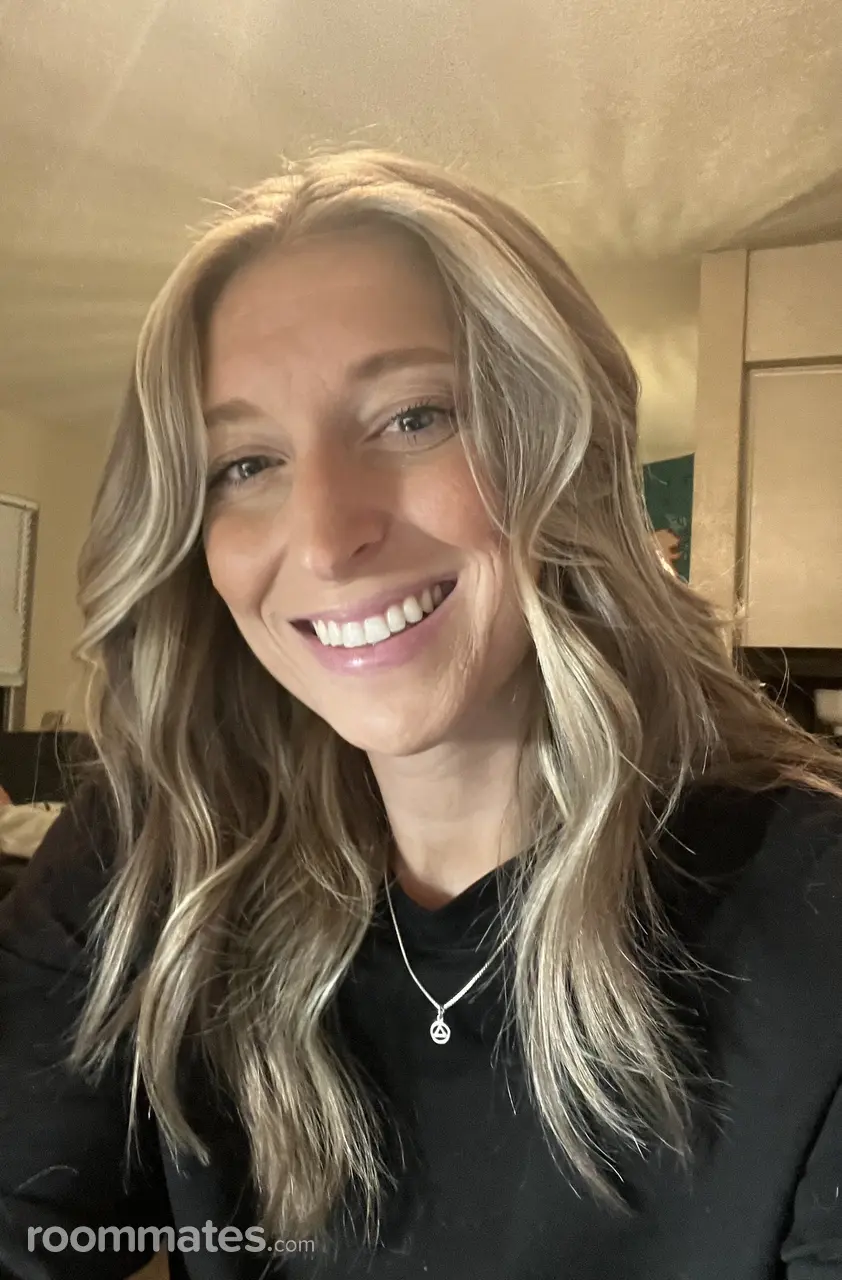 Profile photo 1 of 1