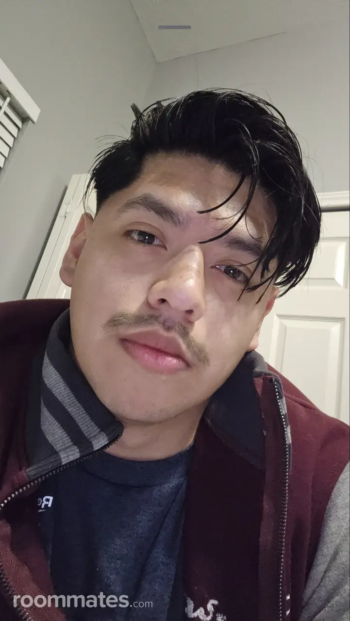 Profile photo 10 of 10