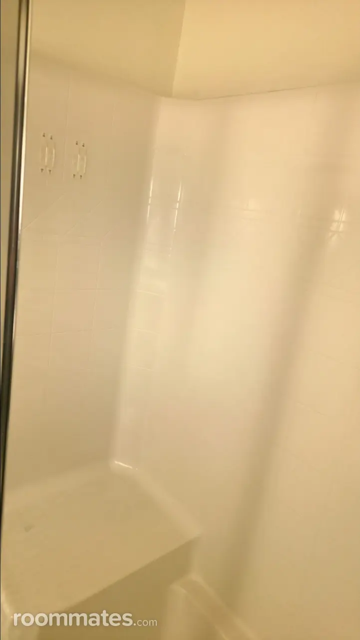 Profile photo 1 of 10