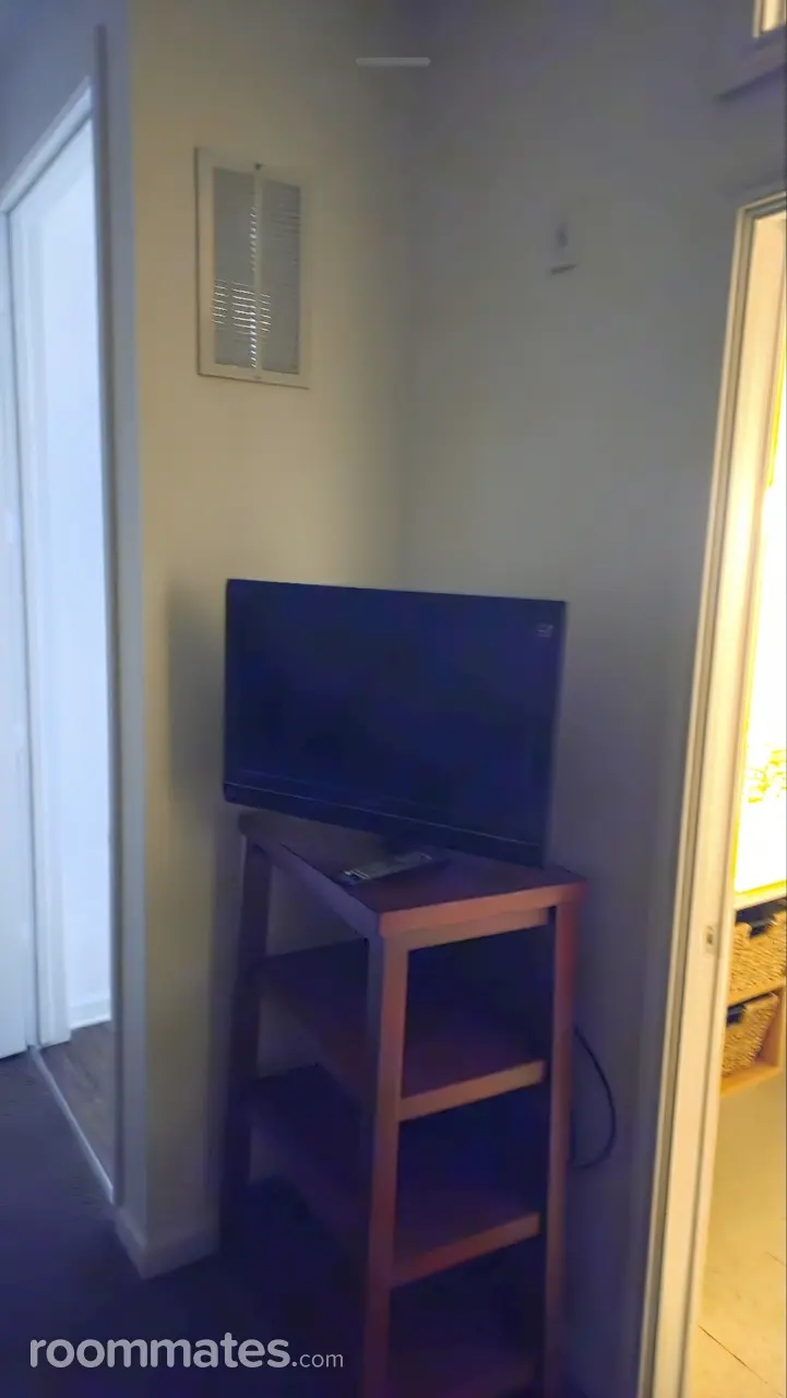 Profile photo 5 of 10