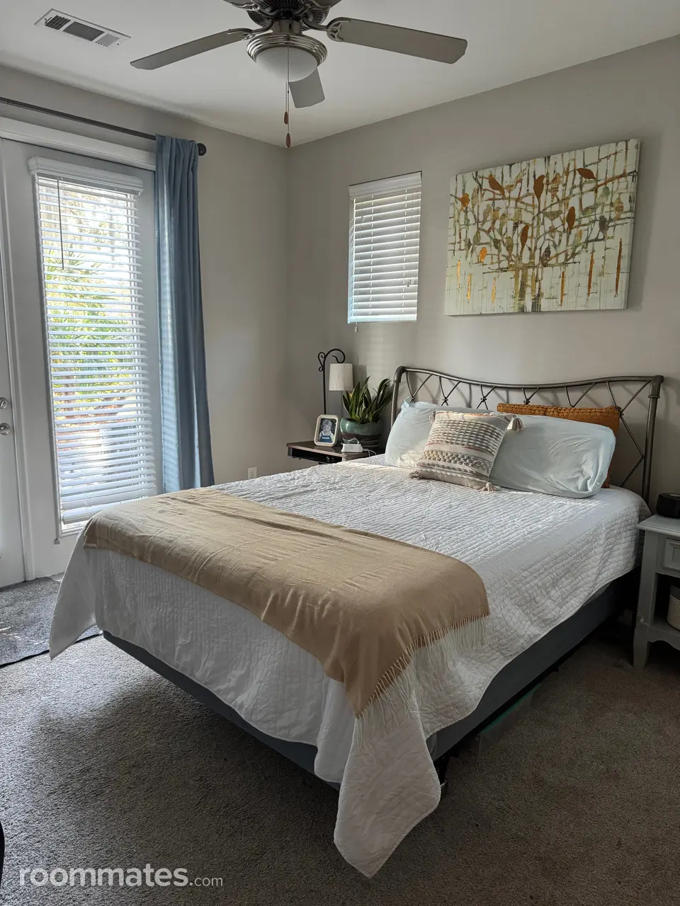 Profile photo 1 of 7