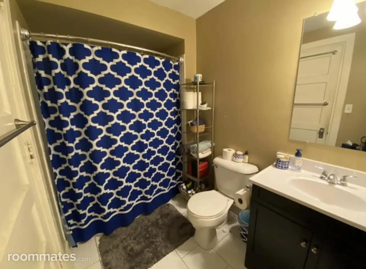 Profile photo 4 of 7