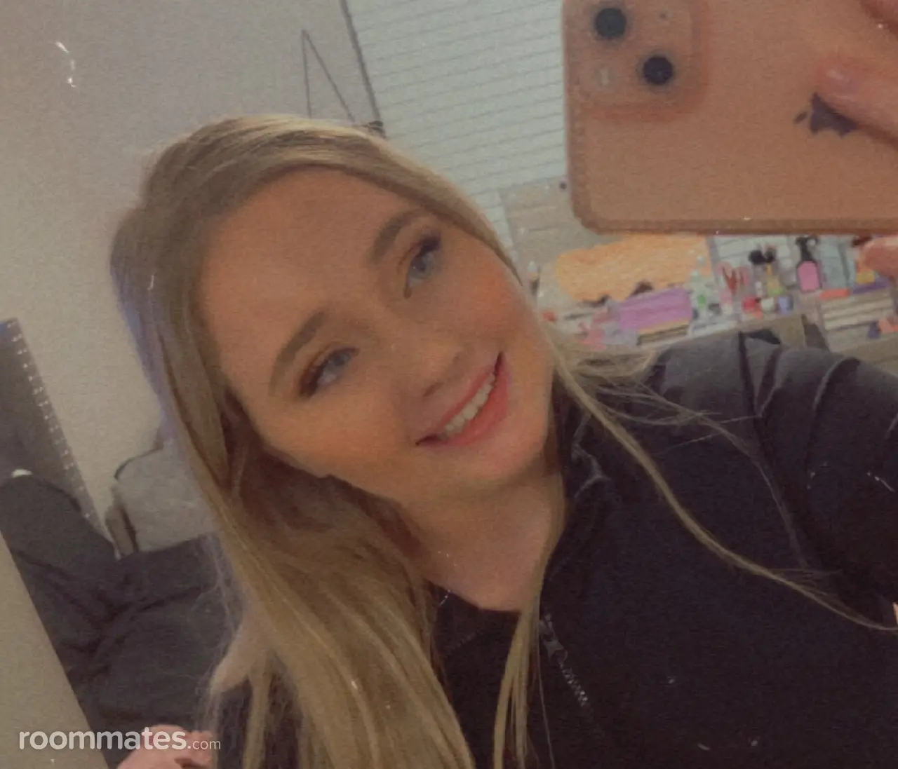 Profile photo 4 of 8