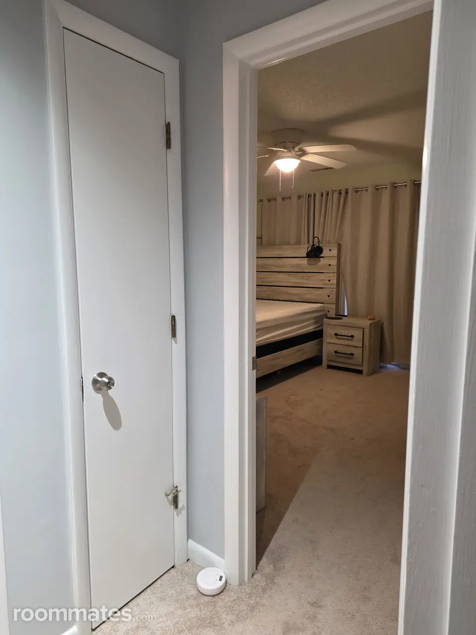 Profile photo 1 of 4