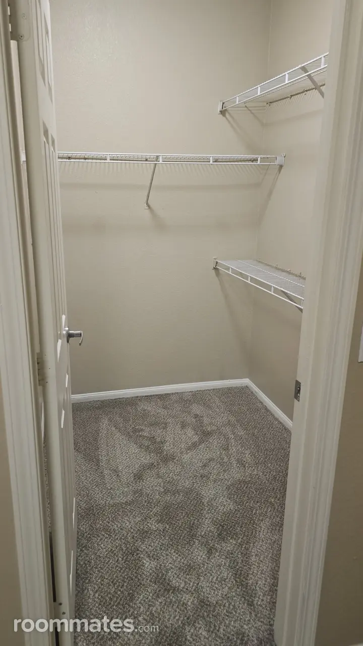 Profile photo 4 of 7