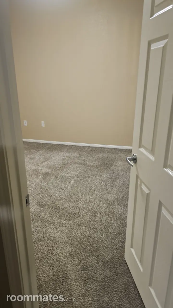 Profile photo 6 of 7