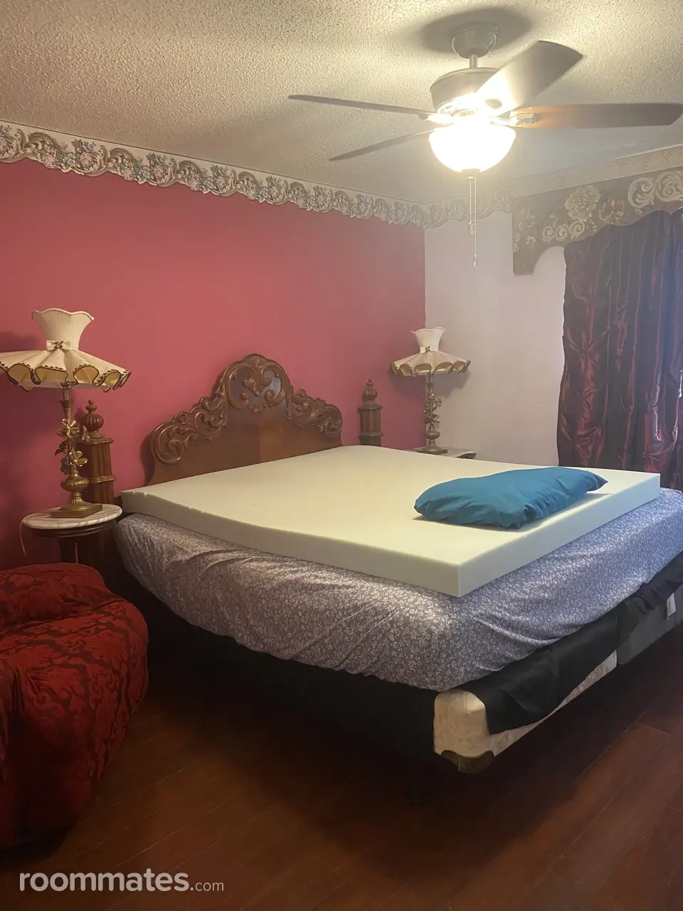 Profile photo 1 of 7