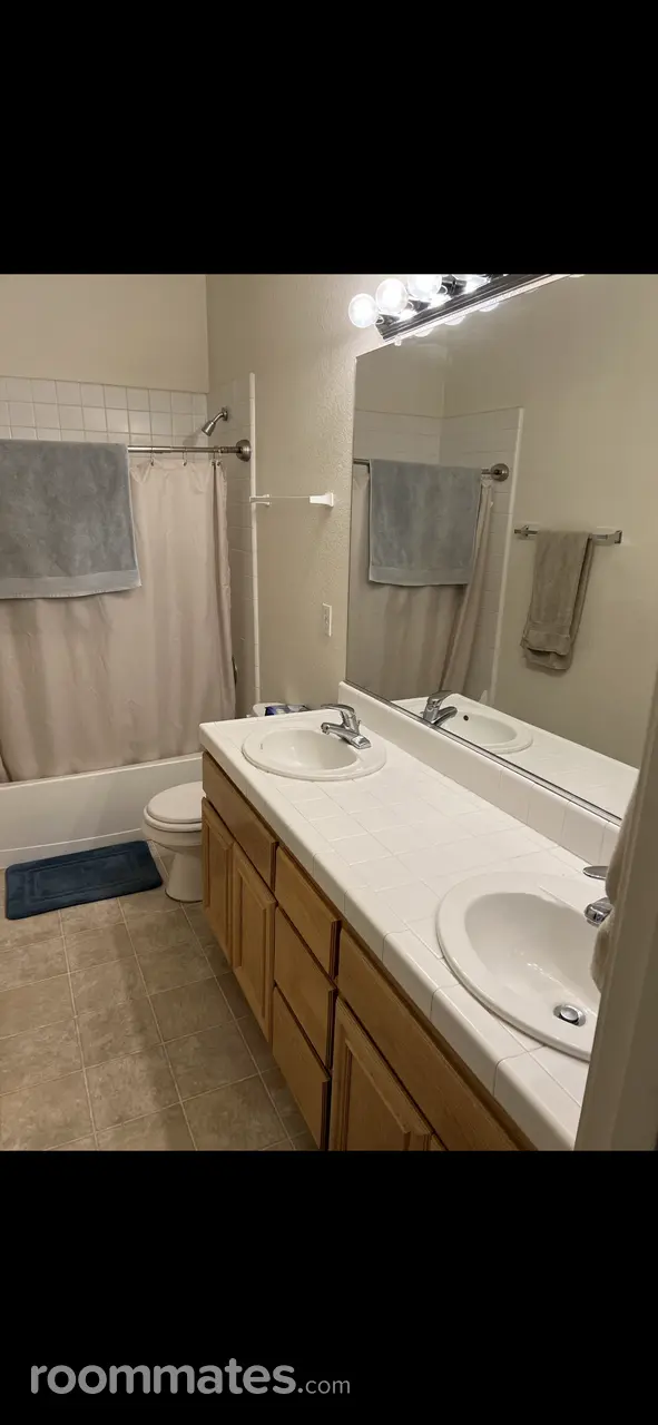 Profile photo 1 of 6