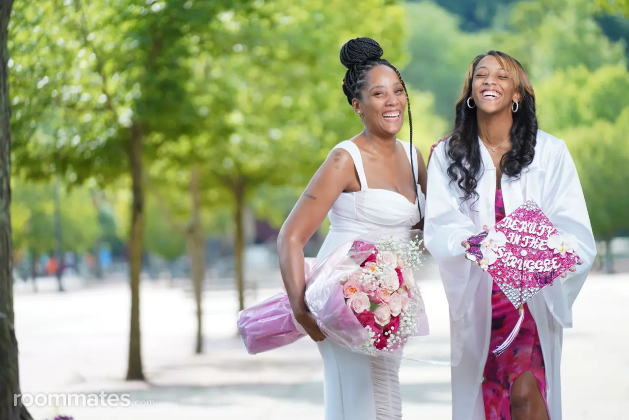 Profile photo 8 of 12