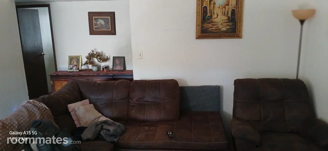 Profile photo 4 of 7