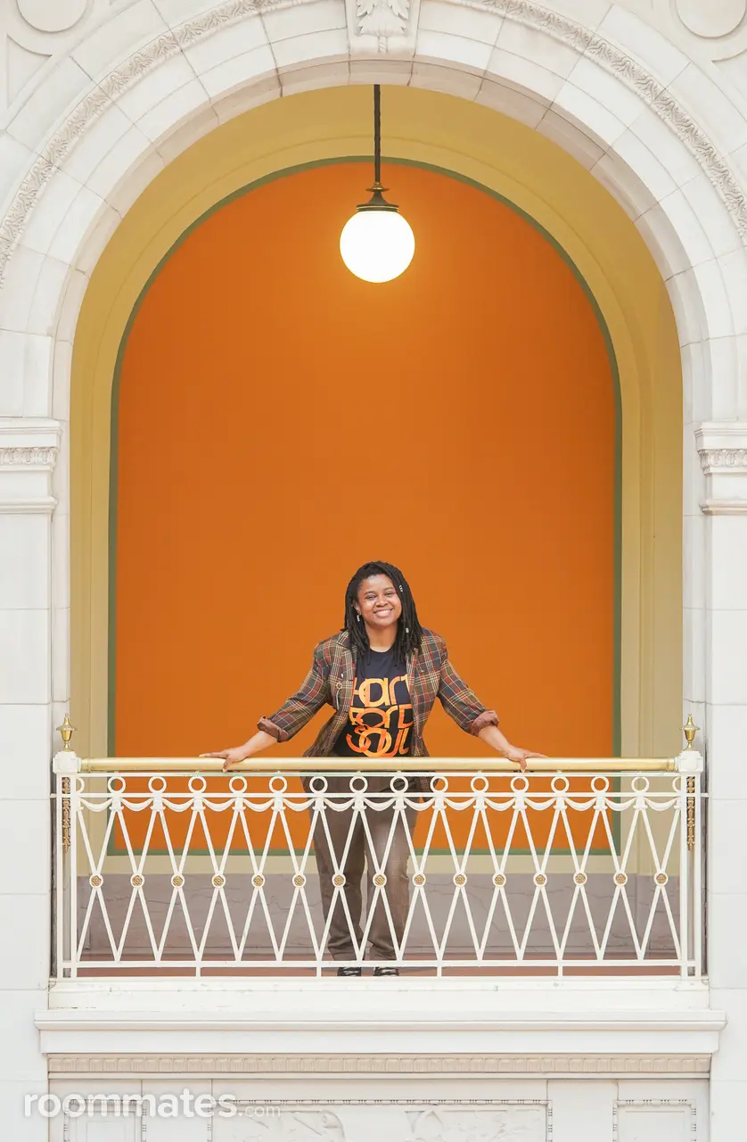 Profile photo 8 of 8