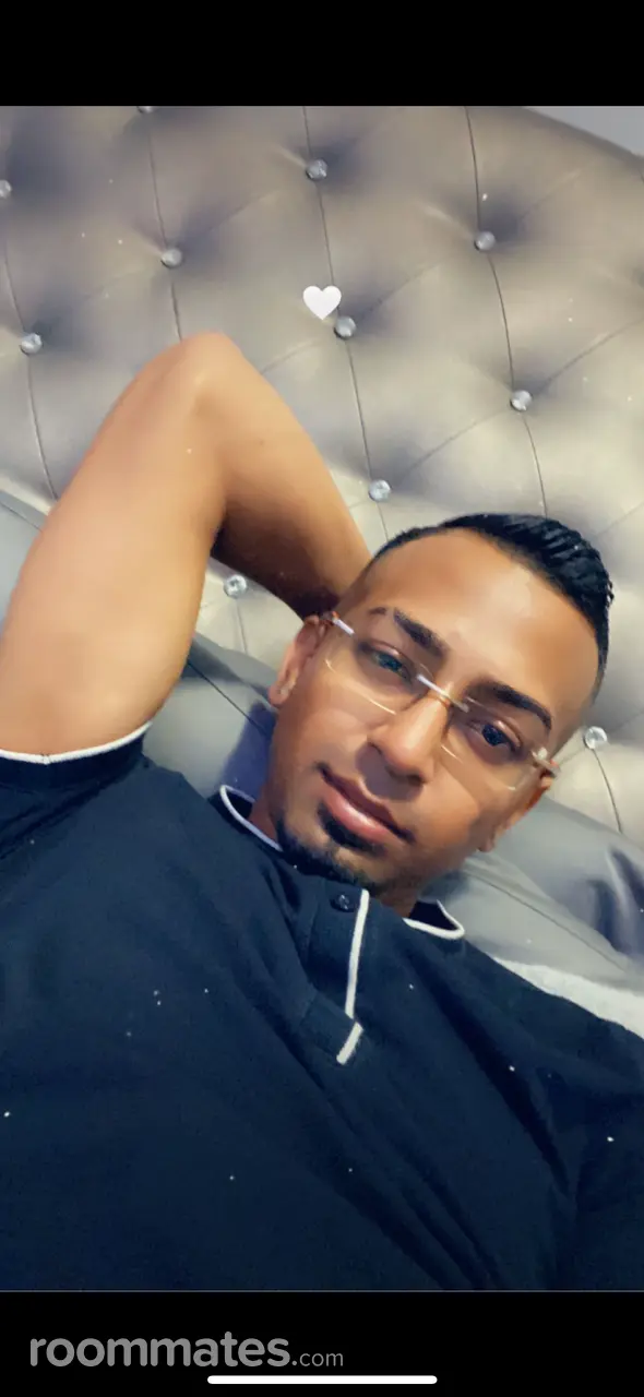 Profile photo 1 of 1