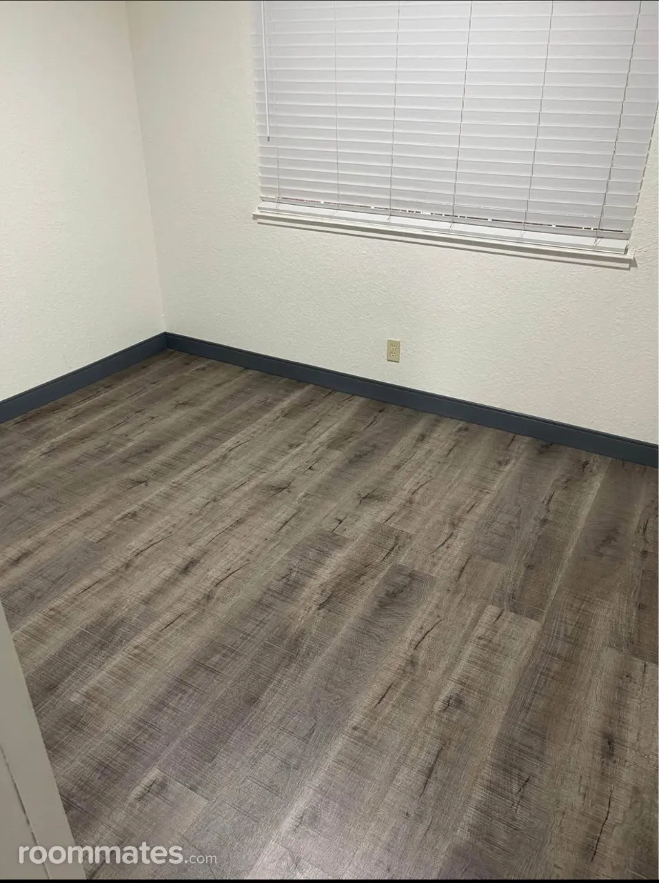 Profile photo 5 of 9