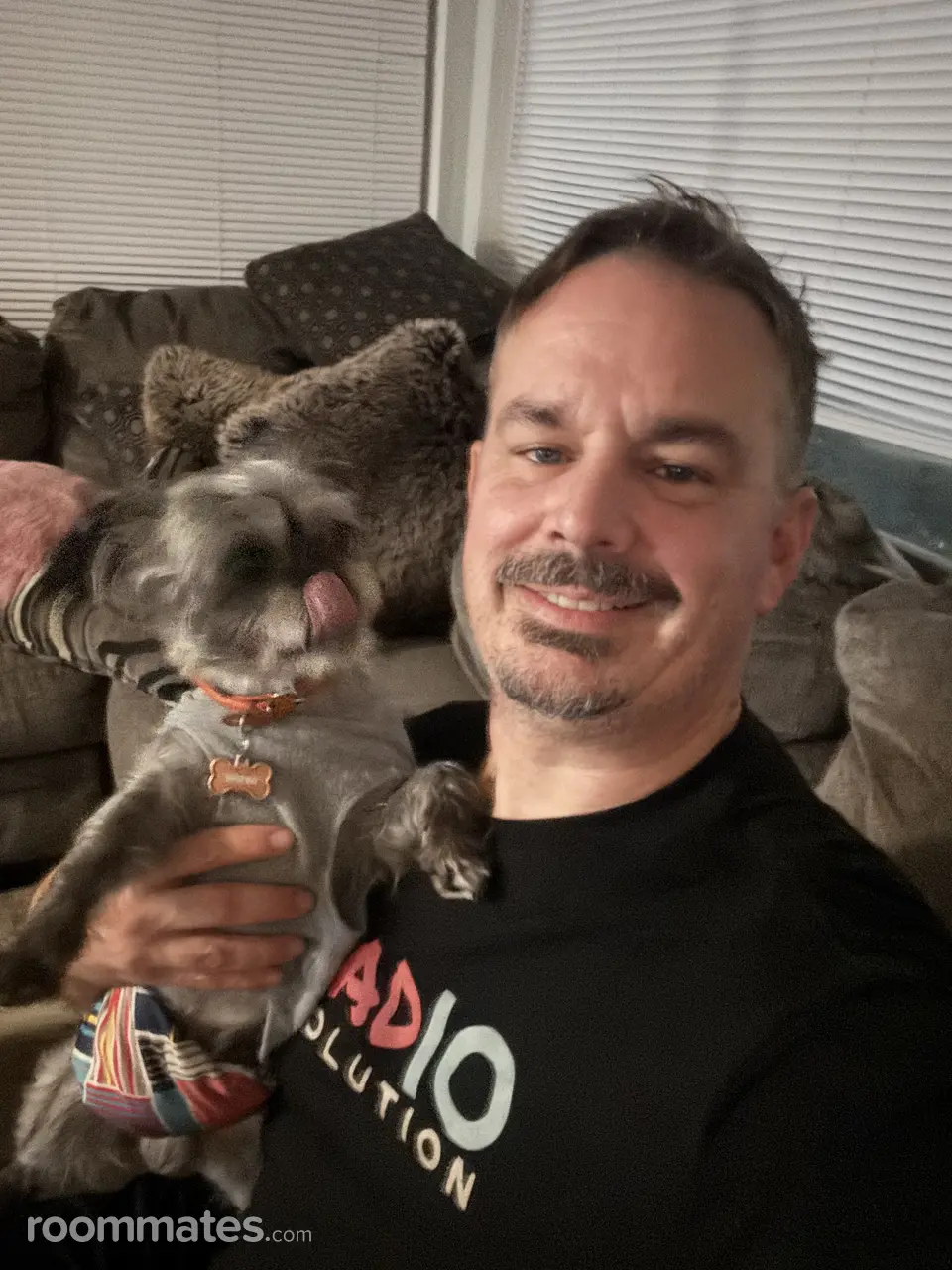 Profile photo 1 of 1