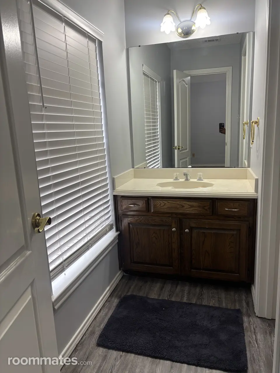 Profile photo 4 of 11