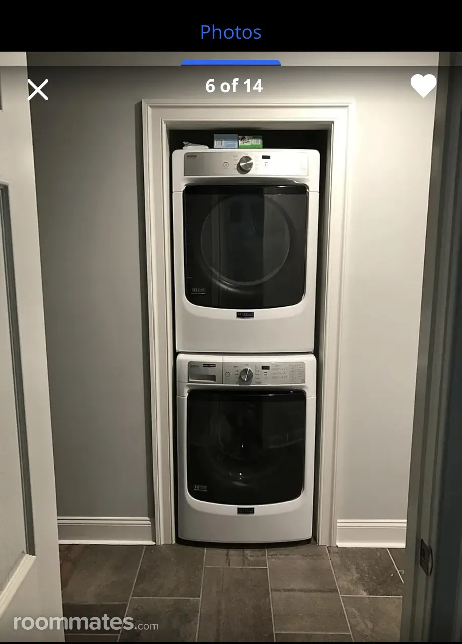 Profile photo 10 of 11