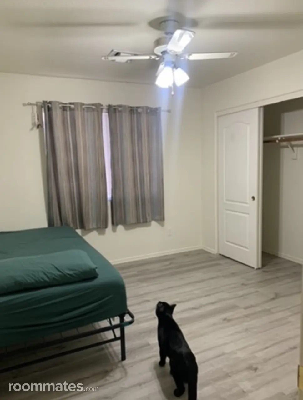 Profile photo 2 of 5